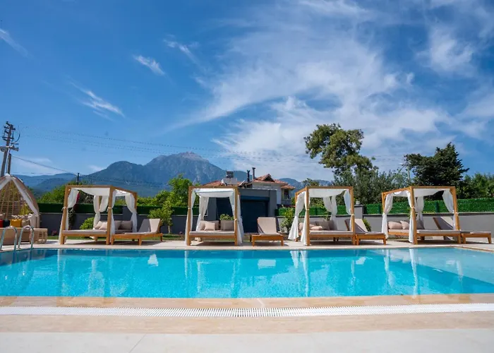 Premium Park Rezidans ケメル